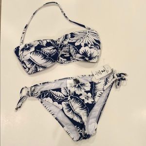 POLO by Ralph Lauren 2 piece swim suit  size S NWT